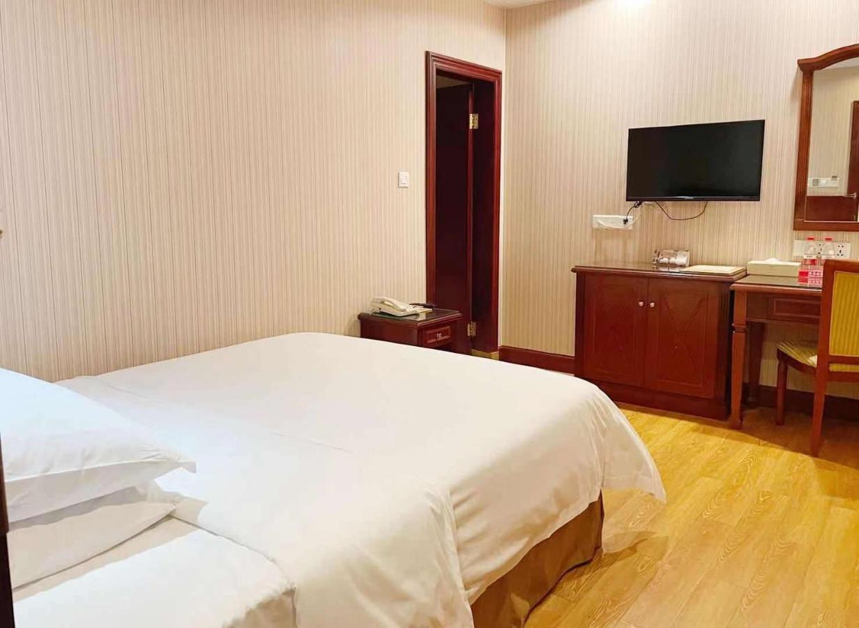 Vienna Hotel In Pinghu Square Sencsen Kültér fotó